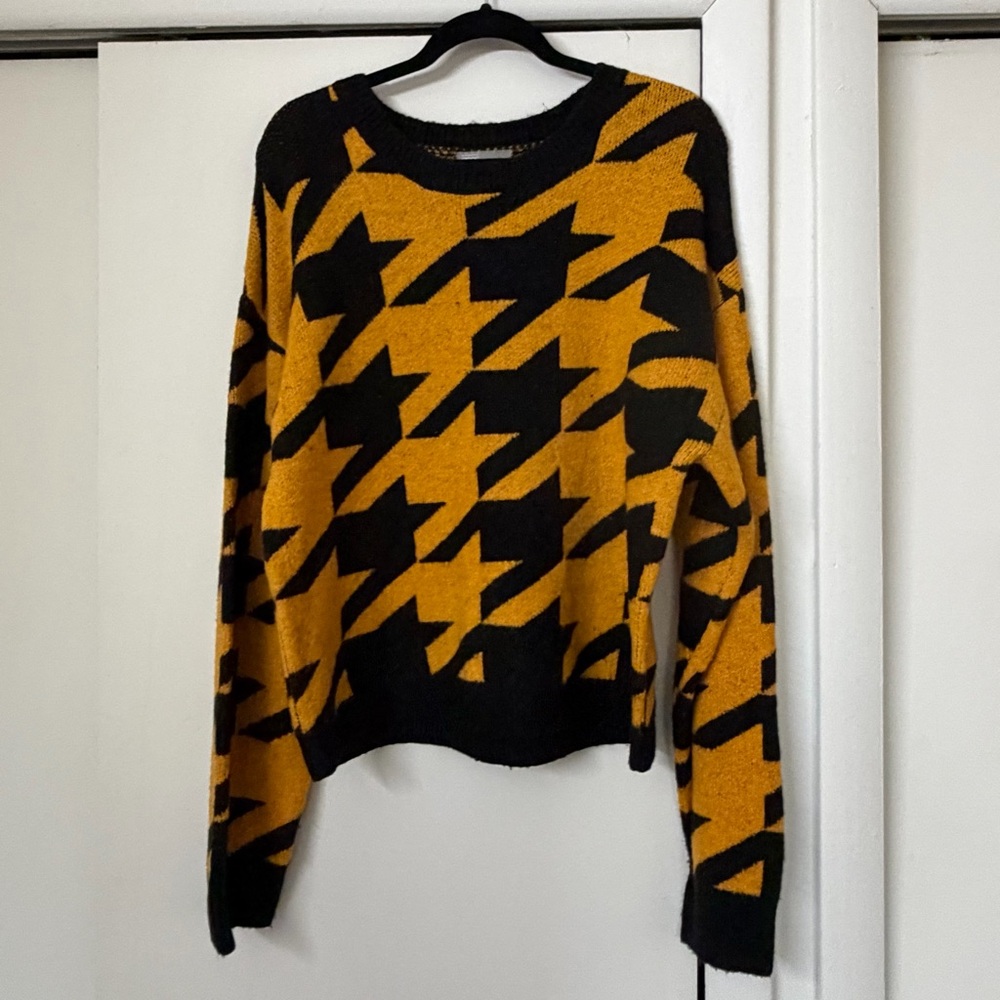ASOS Yellow and Black Oversized Houndstooth Crew Neck Knit Sweater Womens